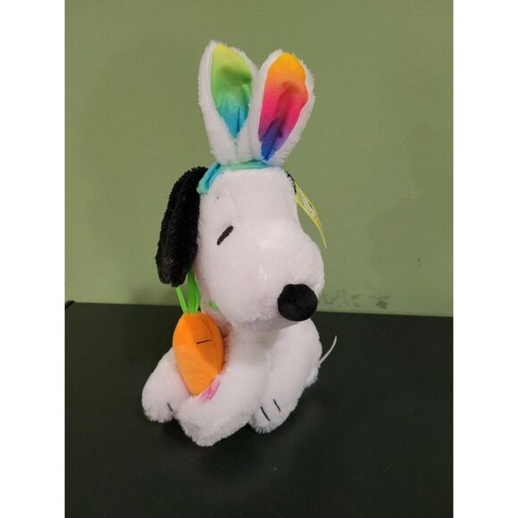 Peanuts Snoopy Plush Sings Dances Theme Dog Bunny Animated Jellybean easter - Picture 2 of 7